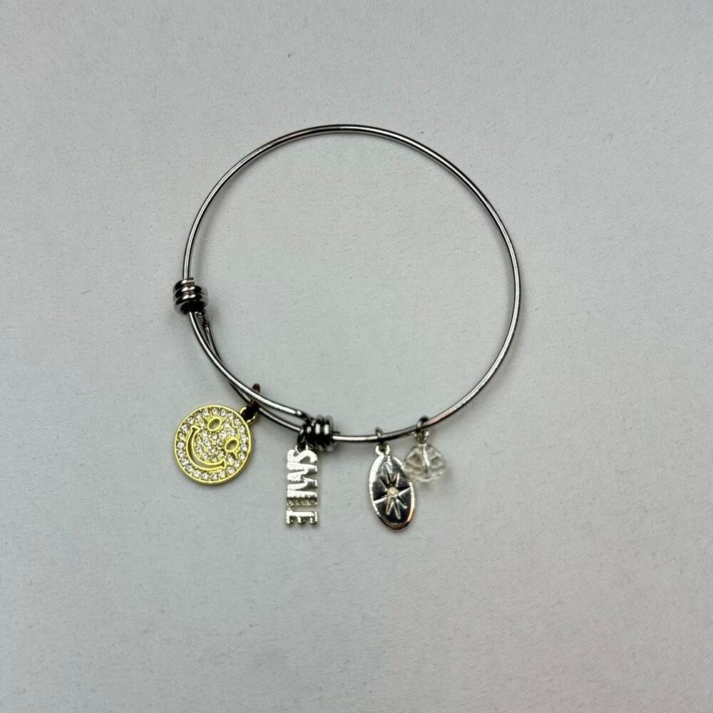 New Believe by Brilliance Charm Bangle Bracelet Smiley Face Smile Mixed Metal - Picture 3 of 5